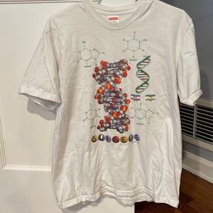Supreme DNA Tee Size Medium